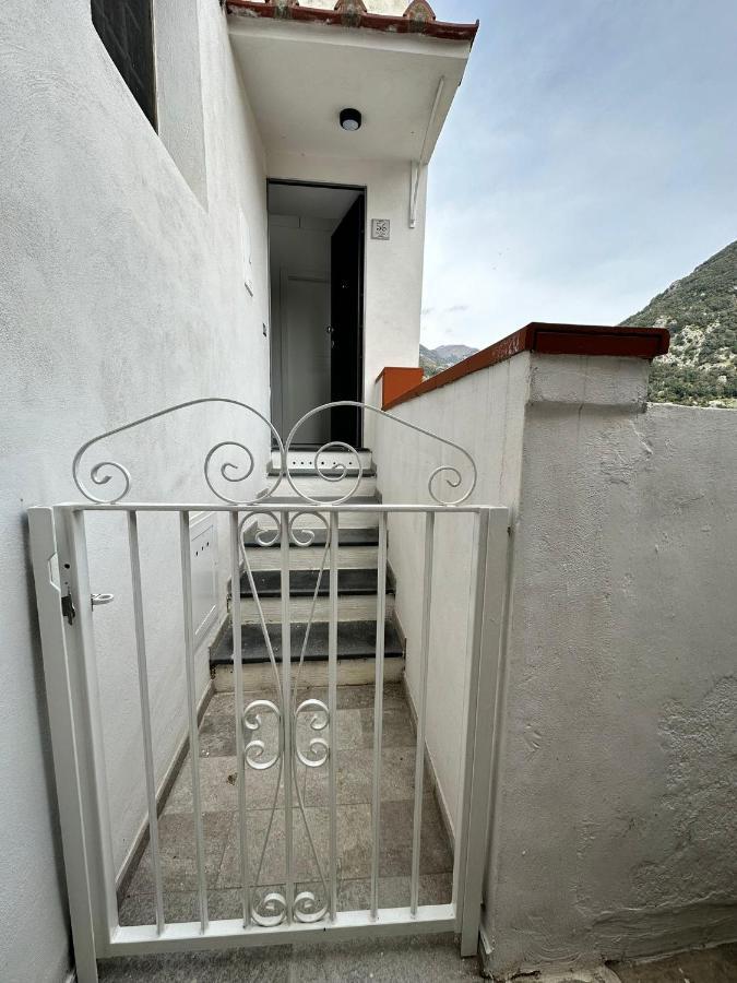Villa Casa Vacanza La Peonia à Minori Extérieur photo